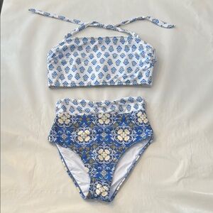 Cupshe Blue and White Bikini Set